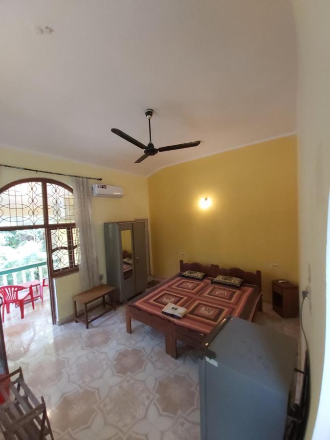 Joaquina'S Guest House Calangute Exterior foto